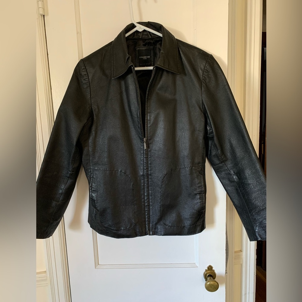 Black Colebrook woman’s leather jacket. Size medium.
